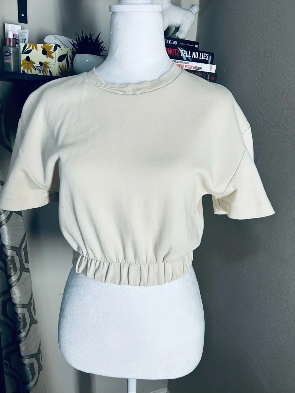 Zara Cream Cropped Elastic-Waist Tee - Picture 1 of 4